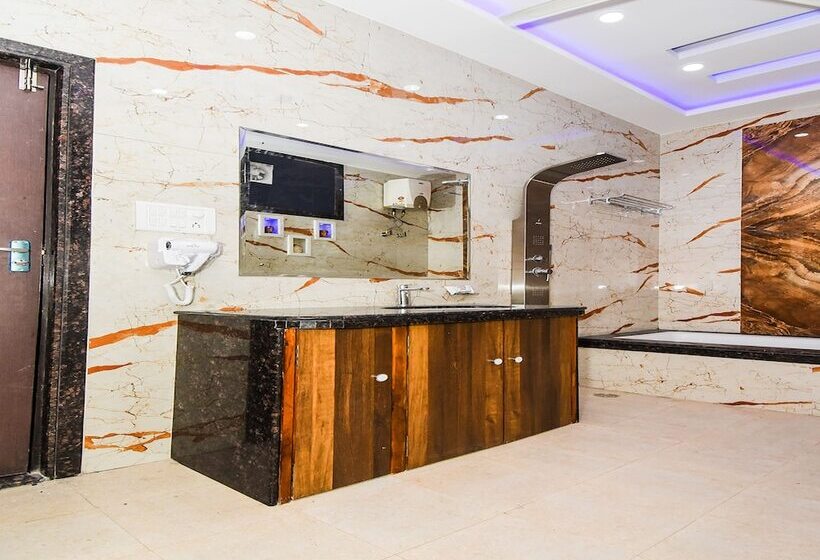 فندق Oyo 42636 Zest Damodar Garh