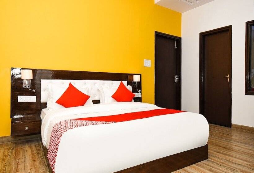 فندق Oyo 42636 Zest Damodar Garh