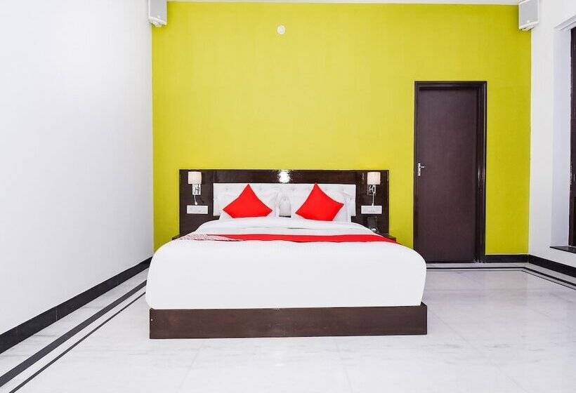 فندق Oyo 42636 Zest Damodar Garh