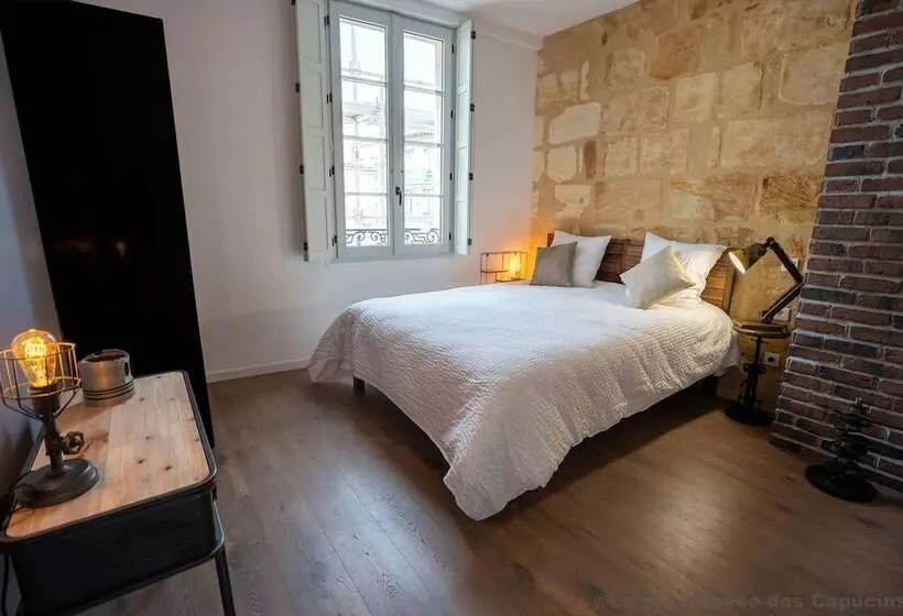 Pension  La Parenthèse Des Capucins   Maison D Hôtes Bordeaux
