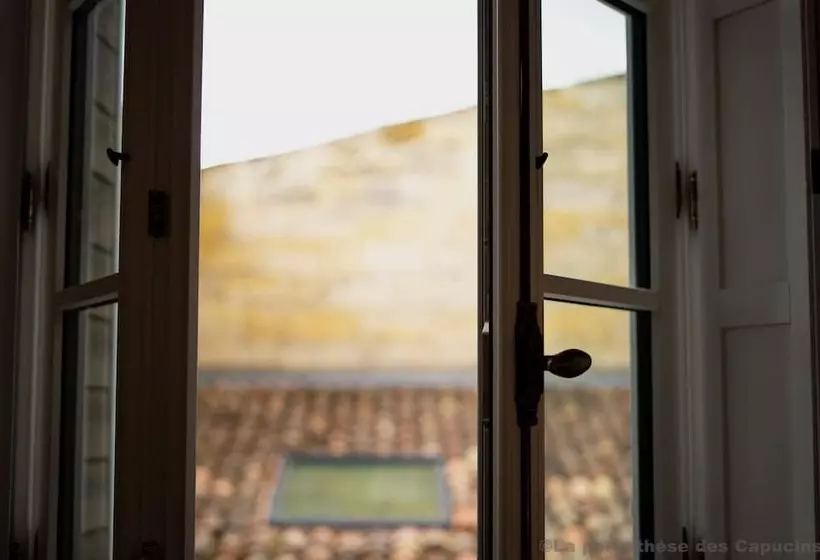 Pension  La Parenthèse Des Capucins   Maison D Hôtes Bordeaux