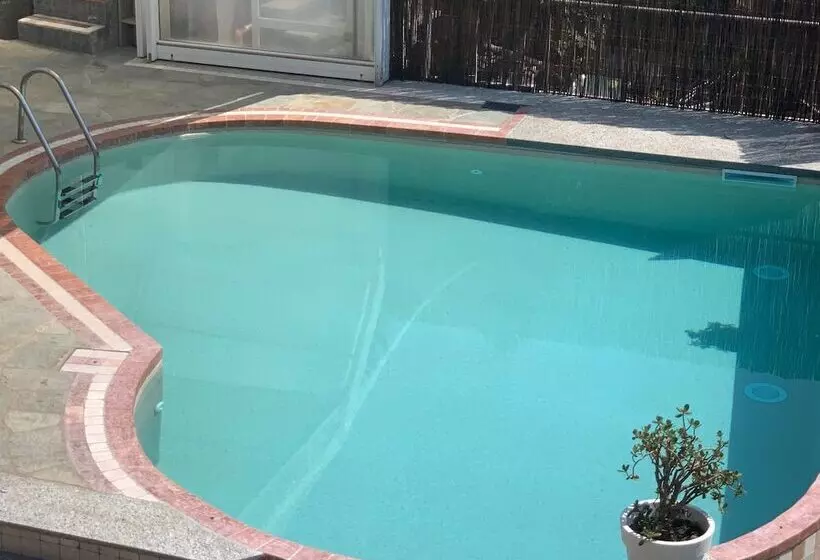 ペンション Villa Cuore