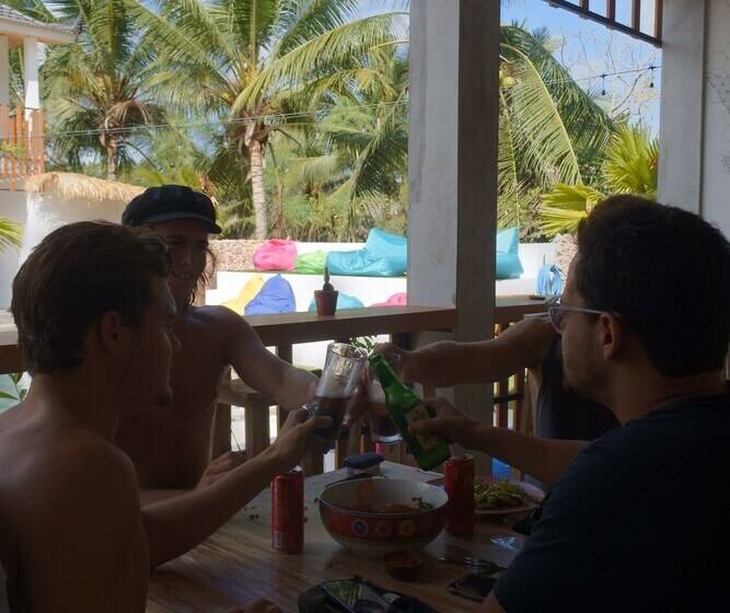 Kaniu Capsule Hostel