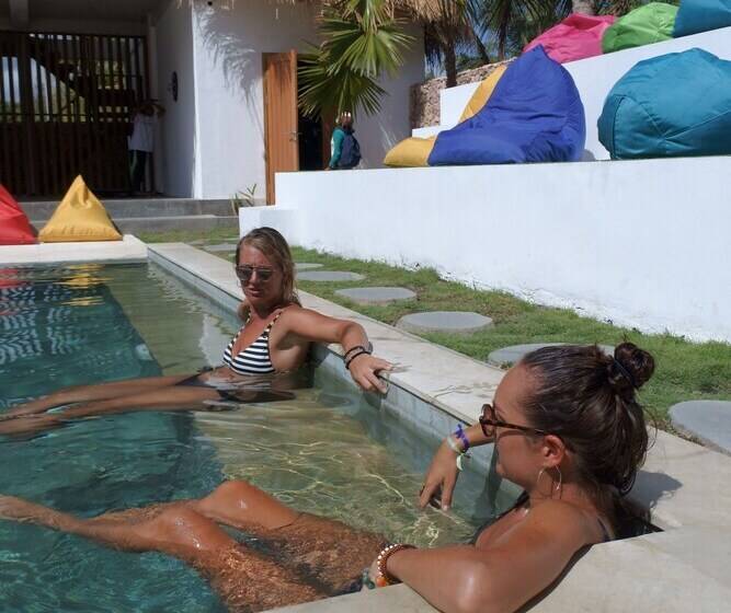 Kaniu Capsule Hostel