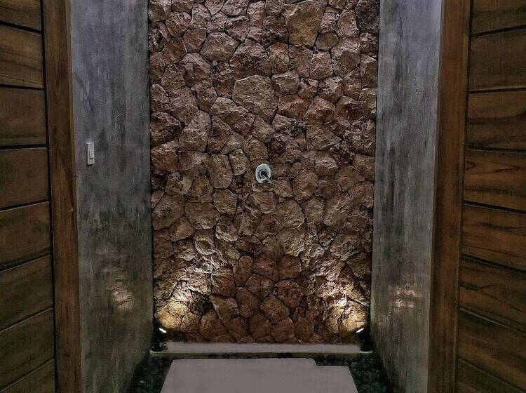 Kaniu Capsule Hostel