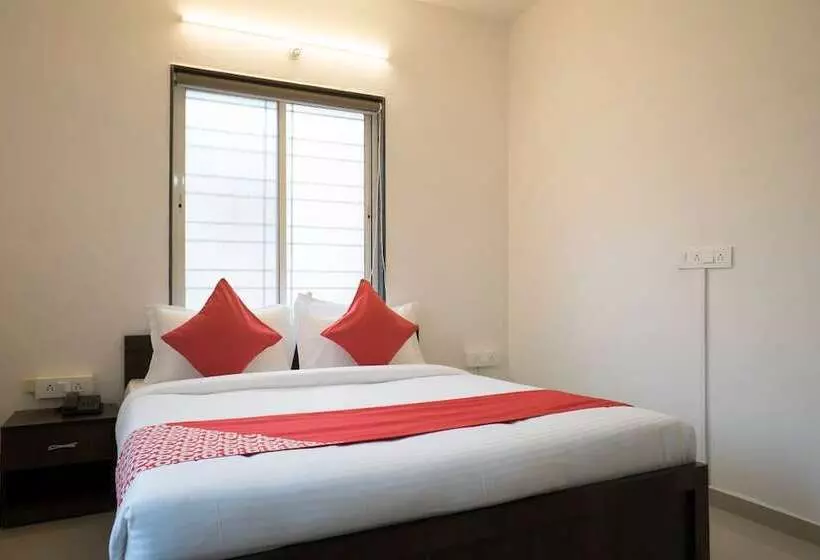 Super Hotel O Rvc Hospitality Near Pune Airport