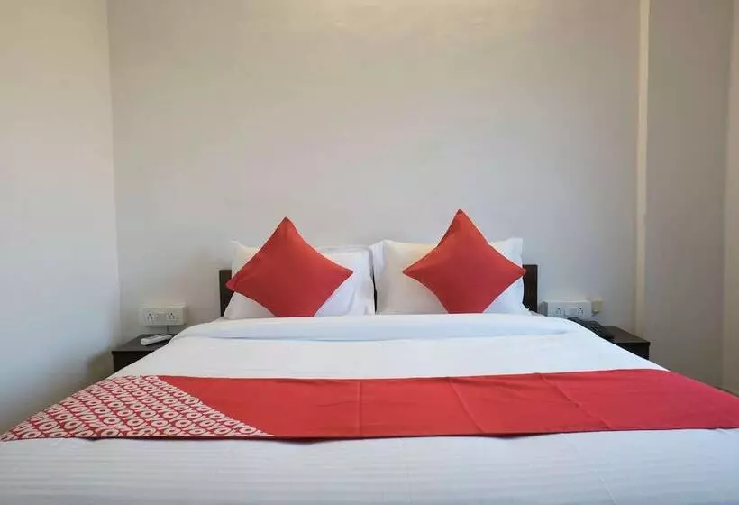 Super Hotel O Rvc Hospitality Near Pune Airport