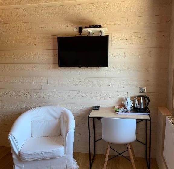 Пансион Restaurant Gautard Chambres D Hôtes Les Tavaillons