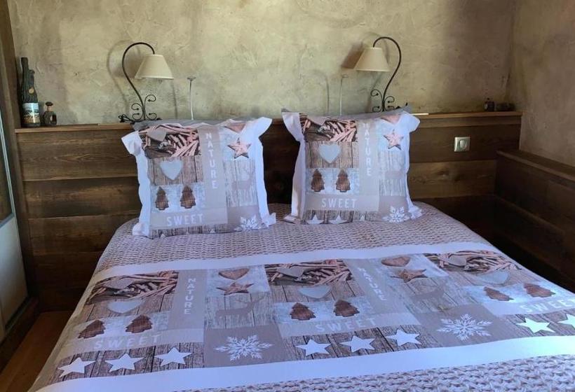 Пансион Restaurant Gautard Chambres D Hôtes Les Tavaillons