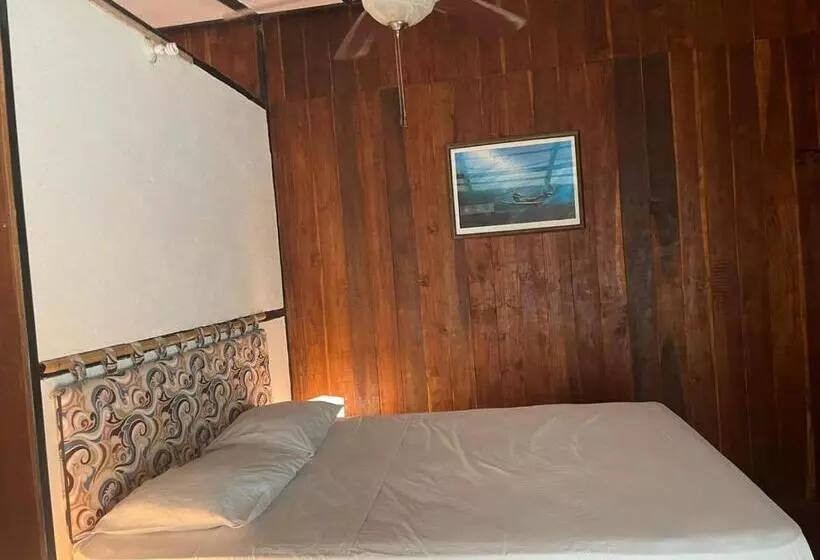 Retkeilymaja Beach Cabinas