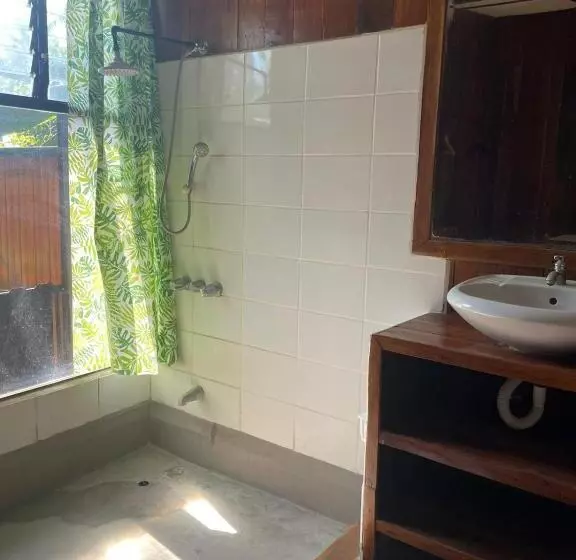 Retkeilymaja Beach Cabinas