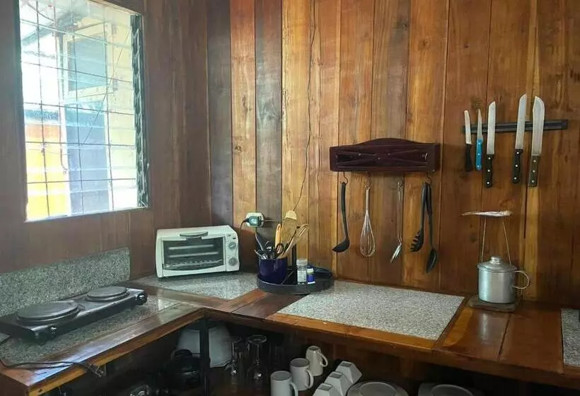 Retkeilymaja Beach Cabinas