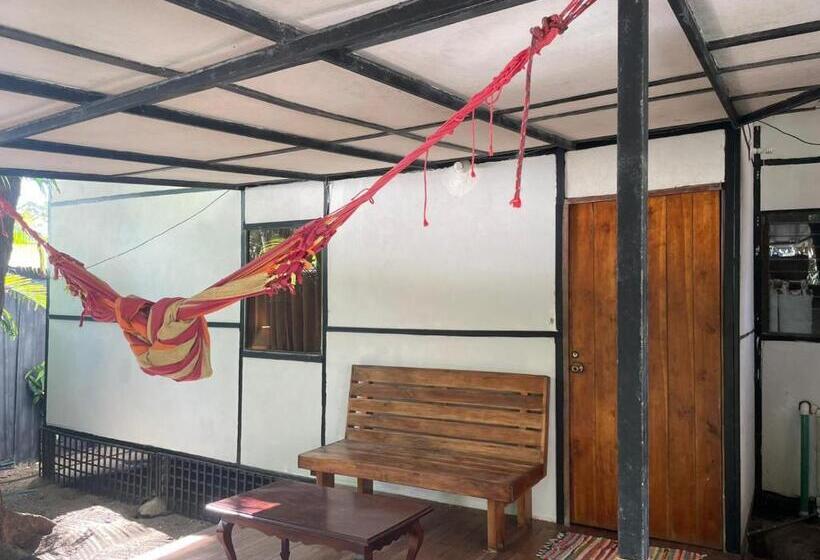 호스텔 Beach Cabinas