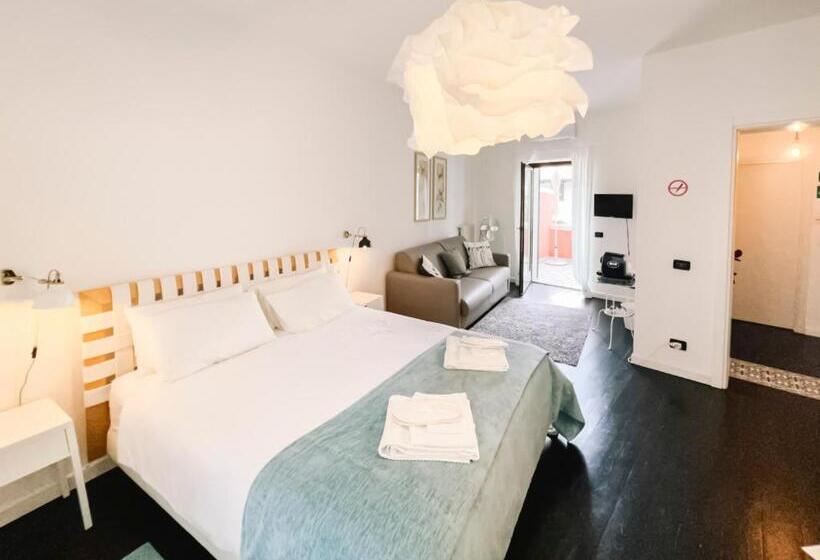 بنسيون Crudis Luxury Rooms