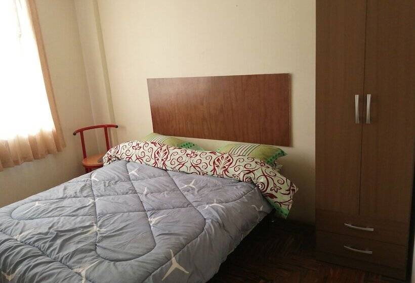 پانسیون Hostal El Padrino