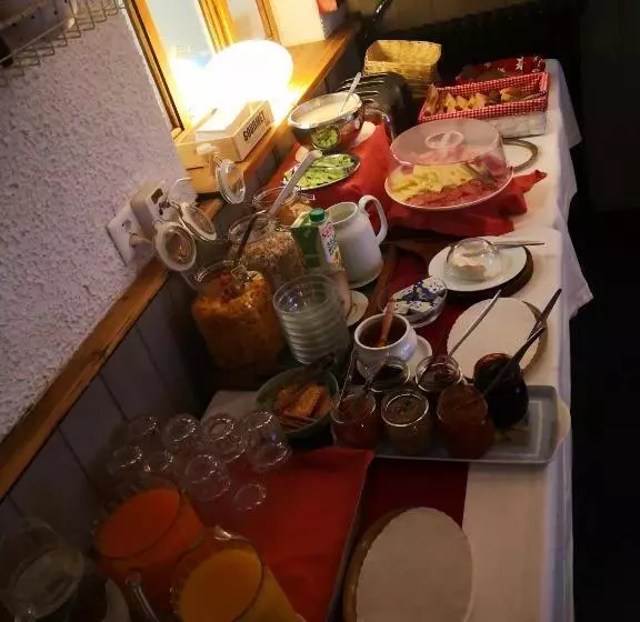 ホテル Weisses Rössli