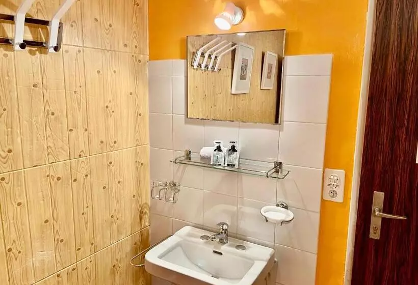 ホテル Weisses Rössli