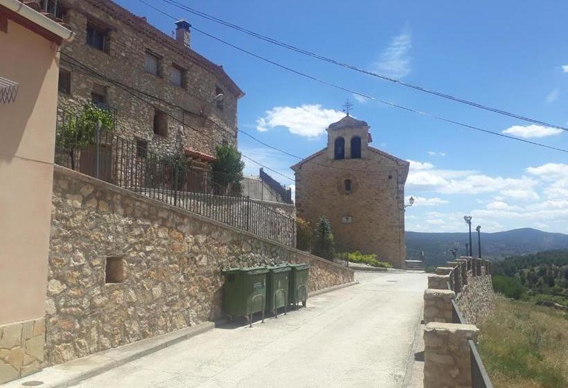 بنسيون Hostal De Montaña Ojos Del Cabriel