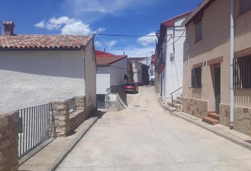 بنسيون Hostal De Montaña Ojos Del Cabriel