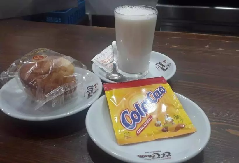 پانسیون Hostal De Montaña Ojos Del Cabriel