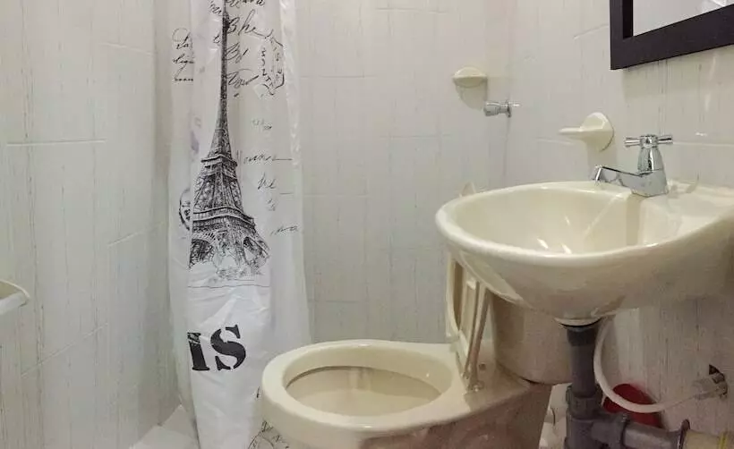 ペンション Hostal Siloe
