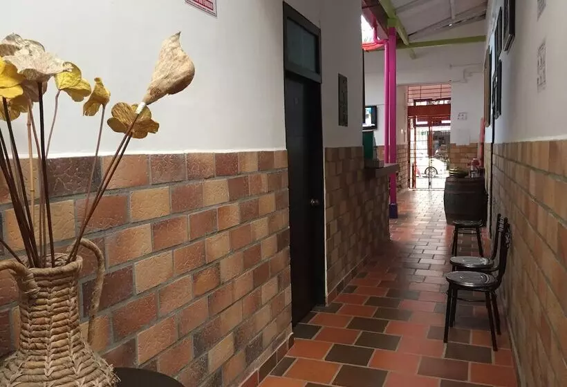 ペンション Hostal Siloe