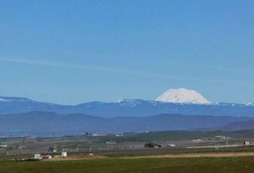 בית מלון כפרי Best Western Plus Vintage Valley Inn