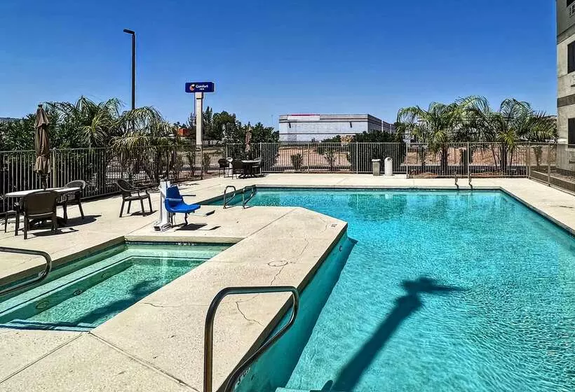 هتل Comfort Inn West Phoenix At 27th Ave And I I0