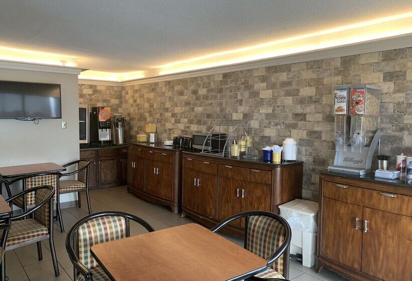 Отель Days Inn By Wyndham Jonesboro Ar