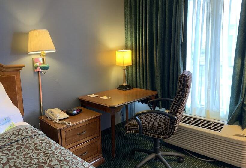 Отель Days Inn By Wyndham Jonesboro Ar