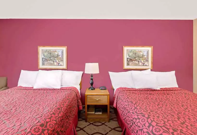 호텔 Days Inn By Wyndham North Sioux City