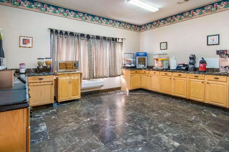 호텔 Econo Lodge Inn & Suites Sweetwater I 20