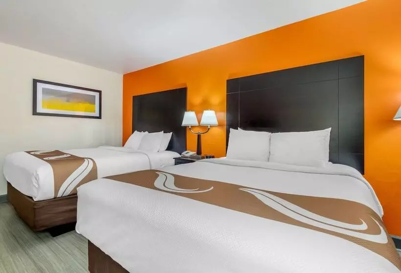 ホテル Quality Inn Auburn Campus Area I85