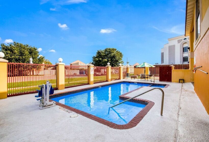 호텔 Quality Inn Bastrop