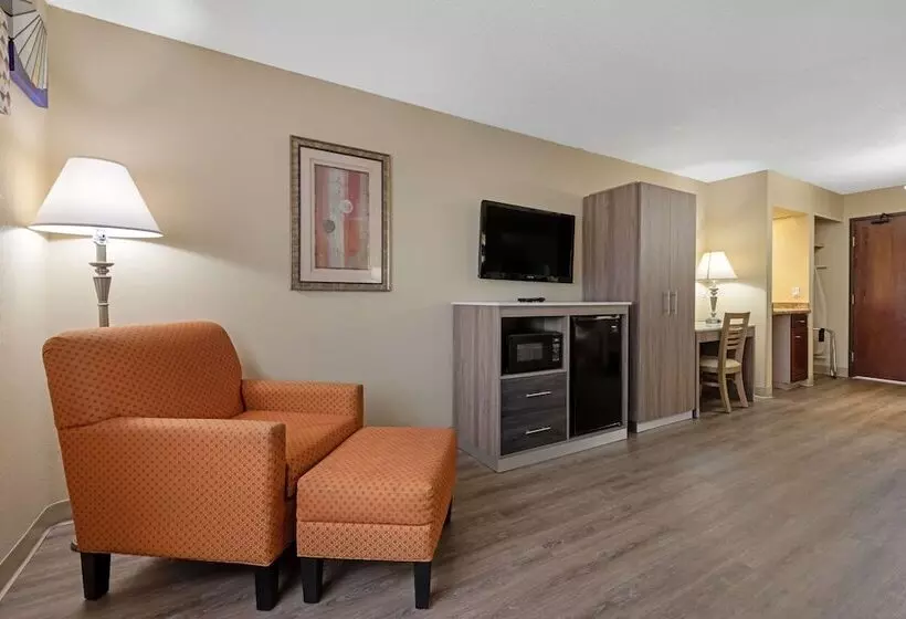 Отель Quality Inn Bemidji