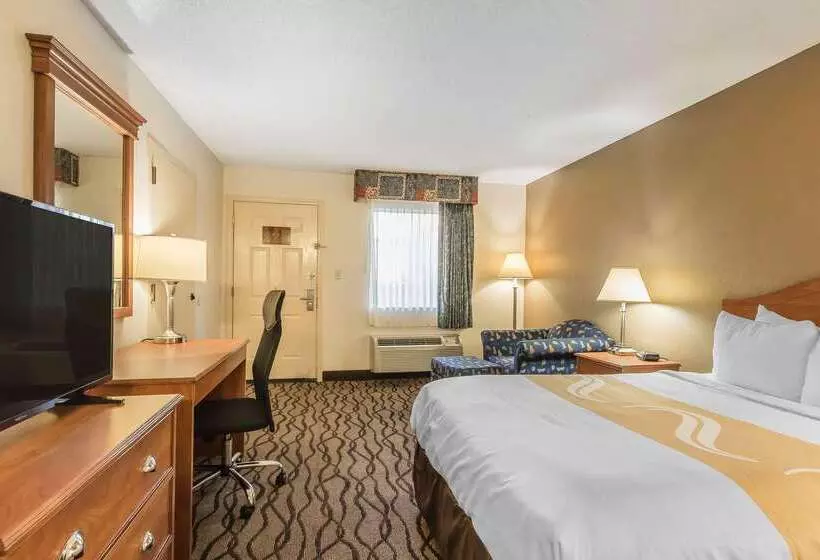 בית מלון כפרי Quality Inn Charleston Sikeston