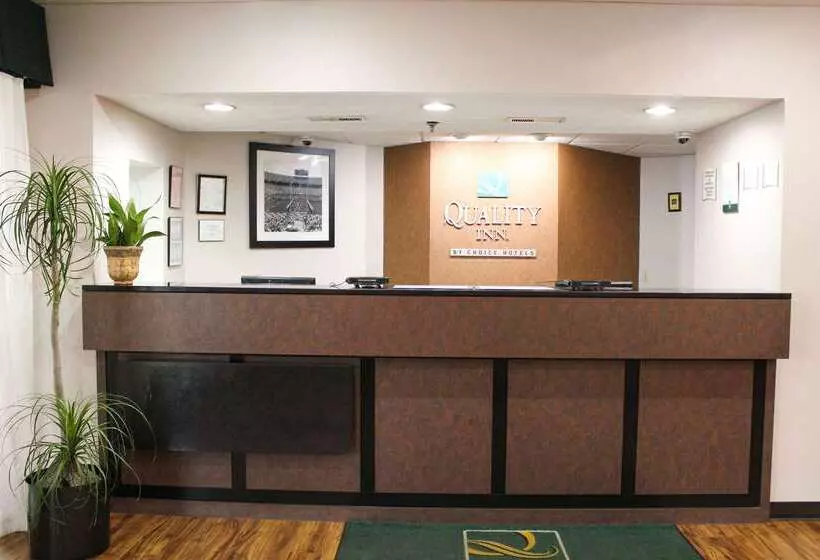 호텔 Quality Inn Clintonknoxville North