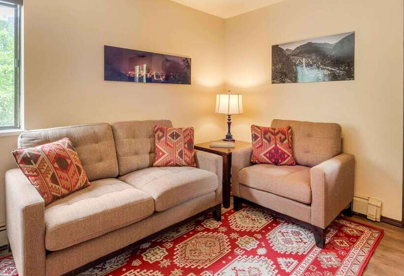 בית מלון כפרי Quality Inn Ouray