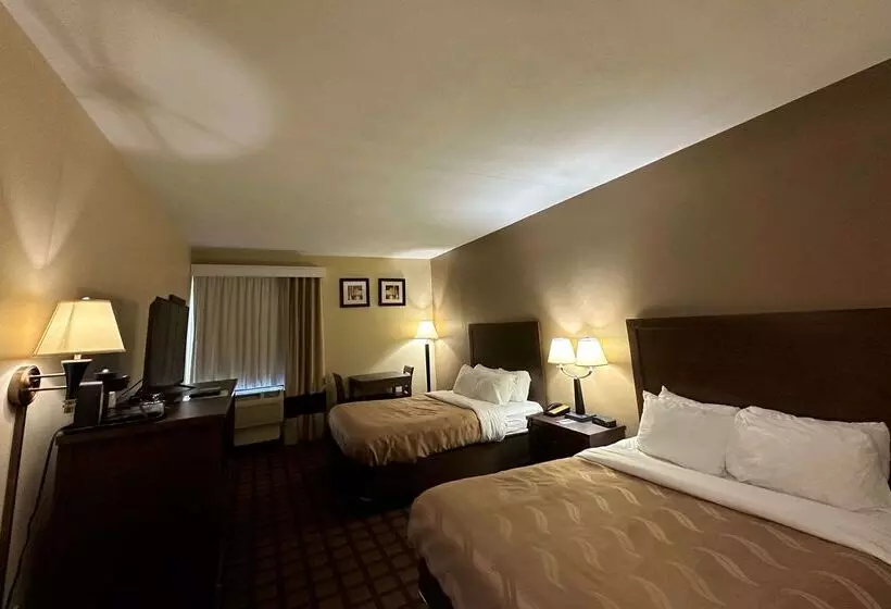 Отель Quality Inn Perryville I 55