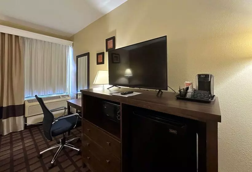 Отель Quality Inn Perryville I 55