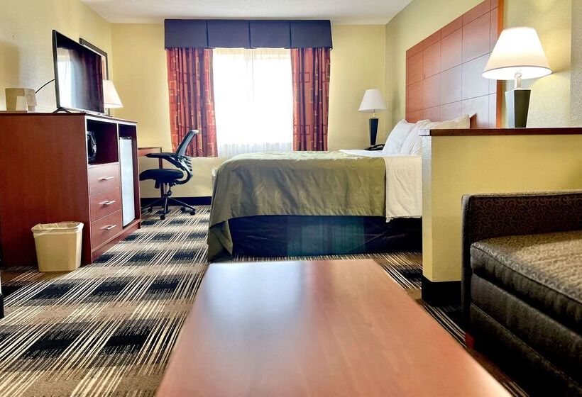 Szálloda Quality Inn & Suites Wisconsin Dells Downtown   Waterparks Area