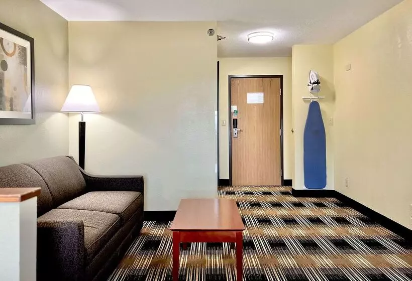 فندق Quality Inn & Suites Wisconsin Dells Downtown   Waterparks Area