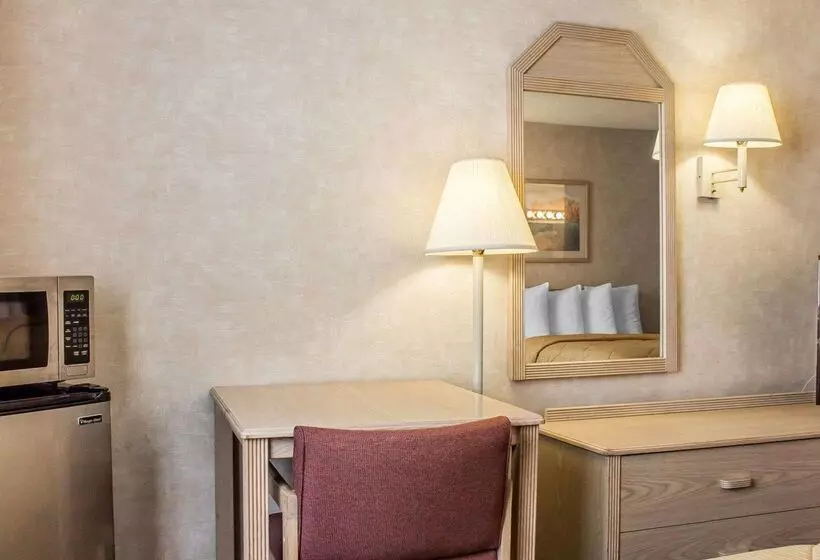 هتل Quality Inn & Suites Yuma