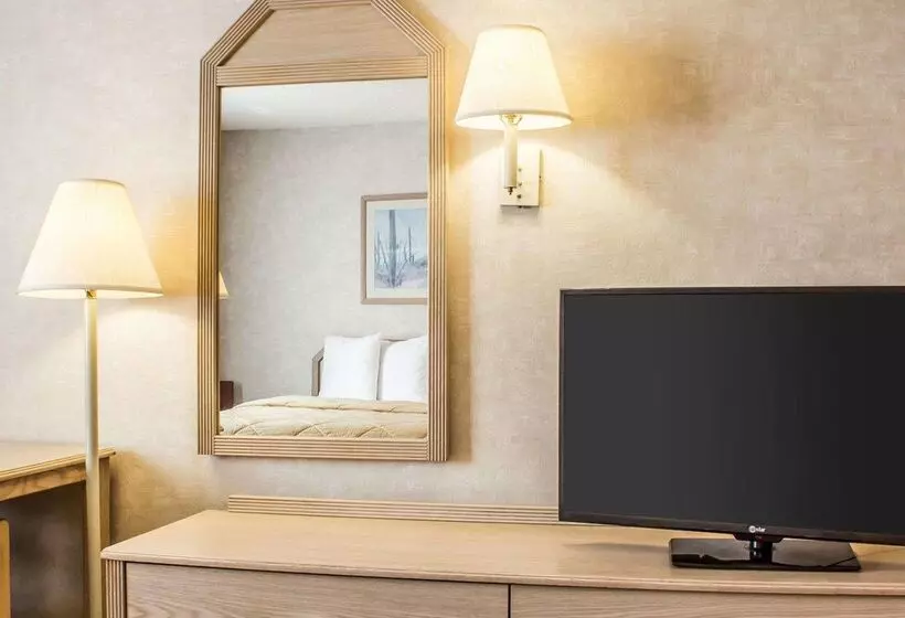 هتل Quality Inn & Suites Yuma