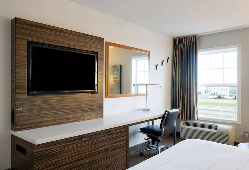 Отель Redwood Lodge