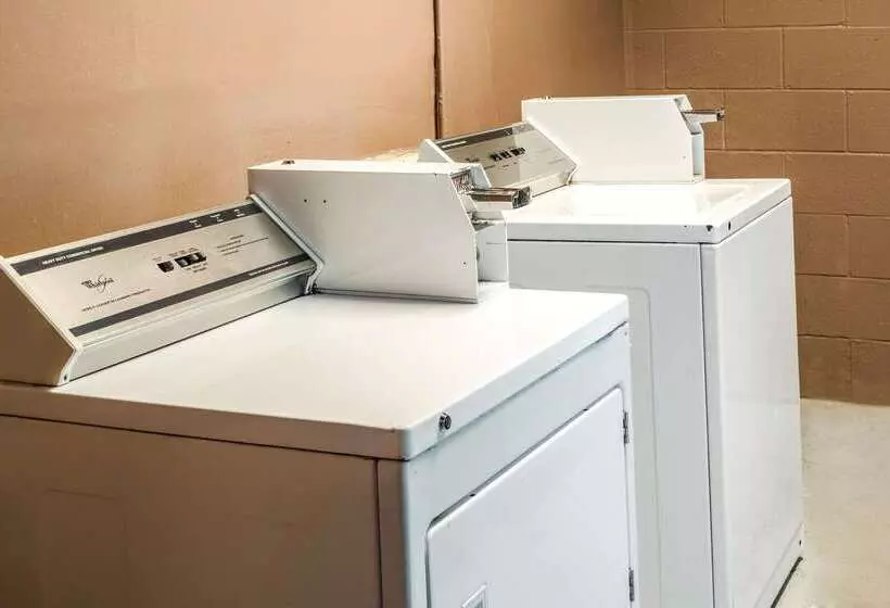 Motel 6 Cleveland, Ms Delta State University