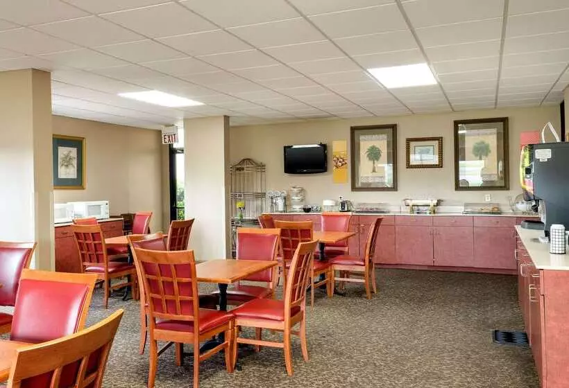 Motel 6 Cleveland, Ms Delta State University