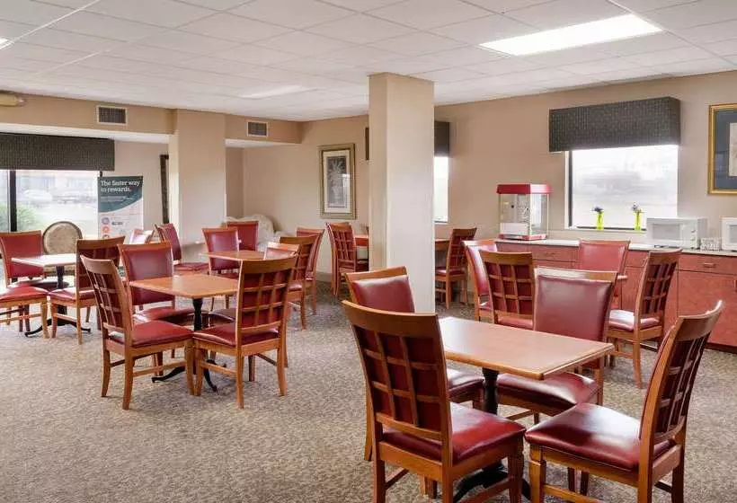 Motel 6 Cleveland, Ms Delta State University