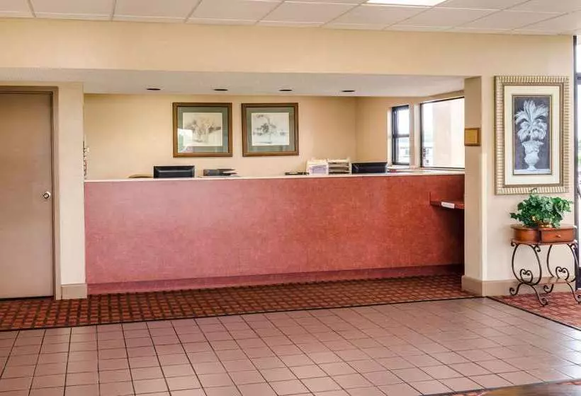 Motel 6 Cleveland, Ms Delta State University