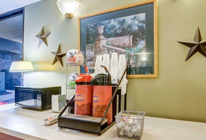 فندق Rodeway Inn Norcross